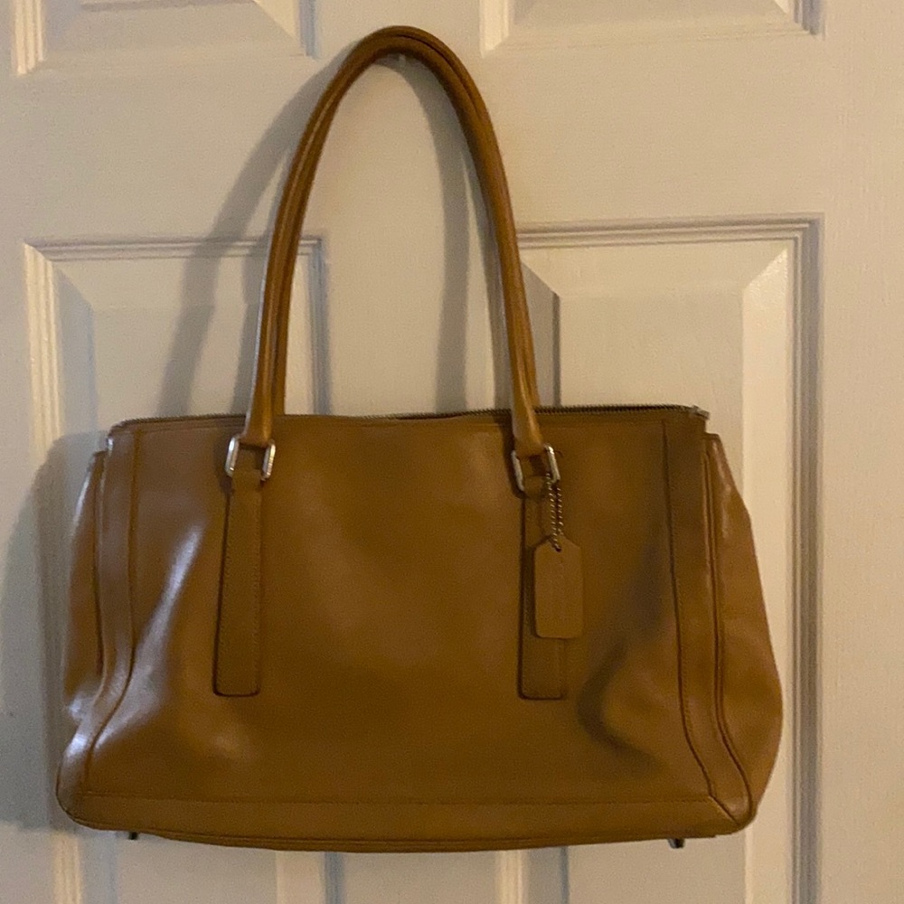 Vintage Coach luggage color handbag